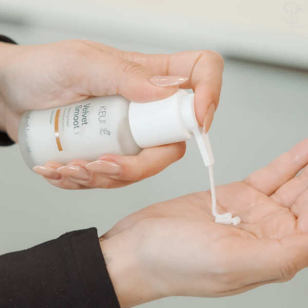 NEW!!! КРЕМ &ndash; СИРОВАТКА ДЛЯ РОЗГЛАДЖЕННЯ ТА ПОМ&rsquo;ЯКШЕННЯ ВОЛОССЯ KEUNE CARE VELVET SMOOTH SILKENING POLISH &ndash; TRAVEL SIZE 45ml 21548 фото